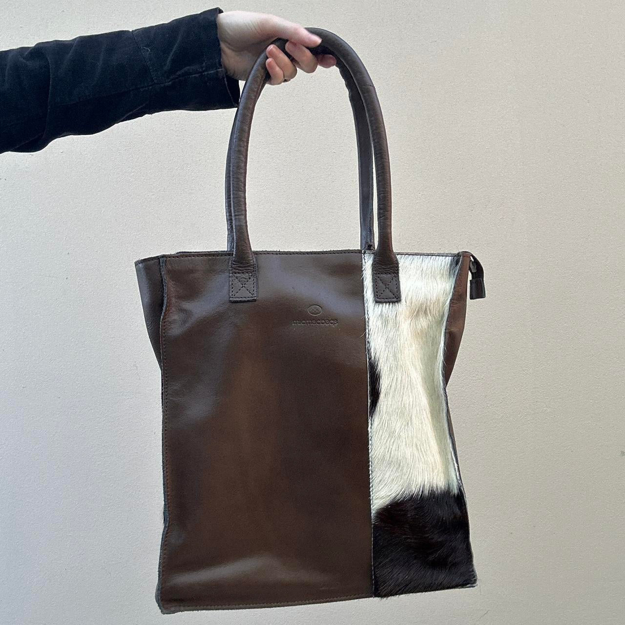 Vintage 90s brown cow hide bag