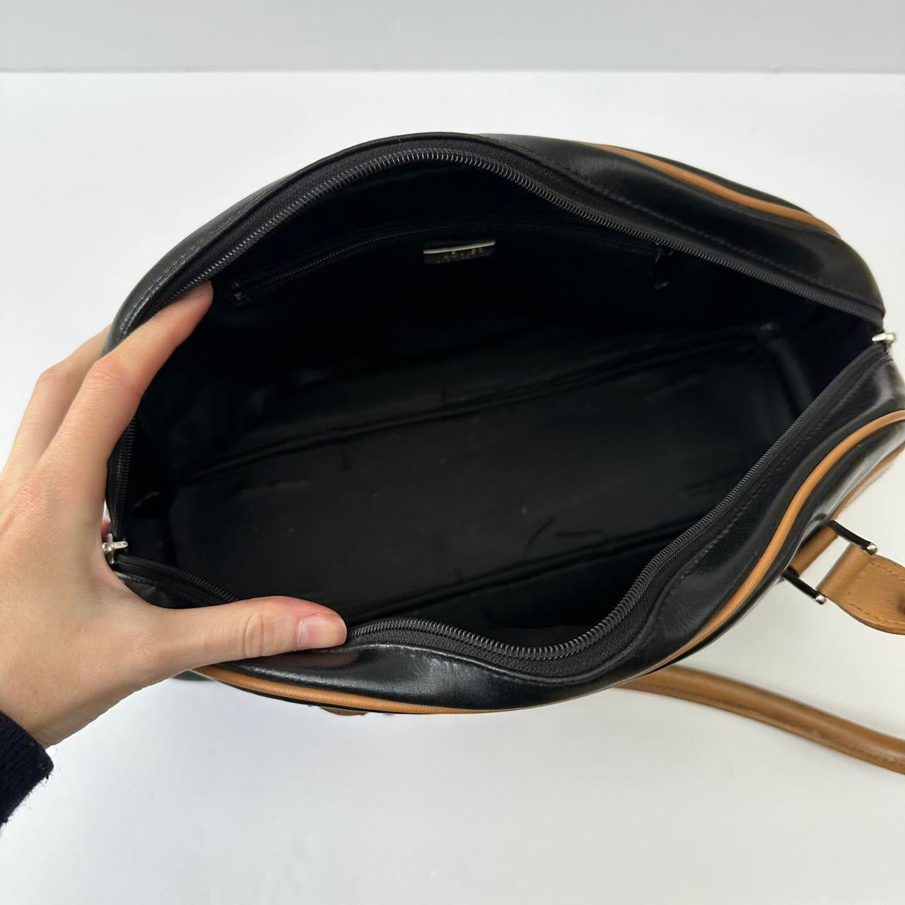 Vintage 00s bowler bag