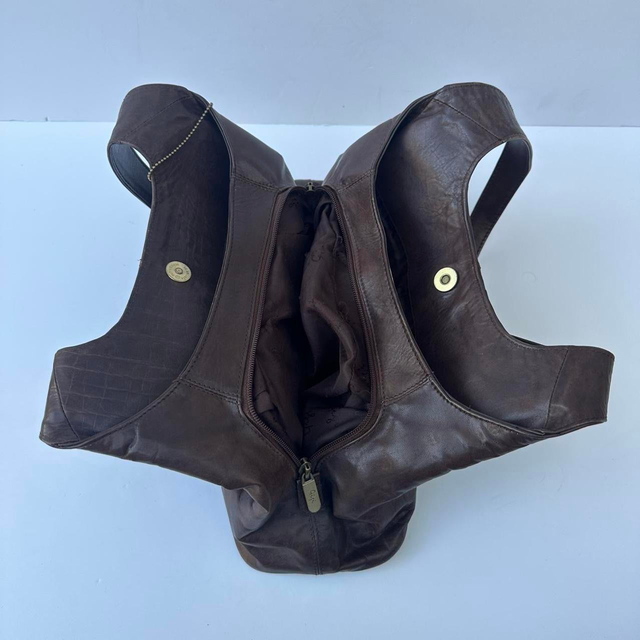 Vintage 00s brown leather shoulder bag