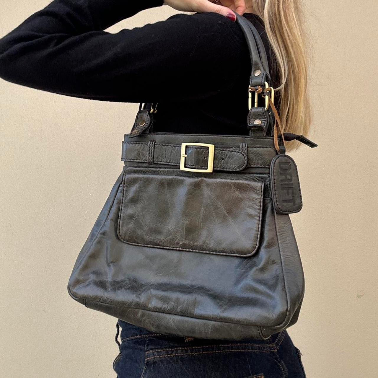 Vintage 00s leather bag