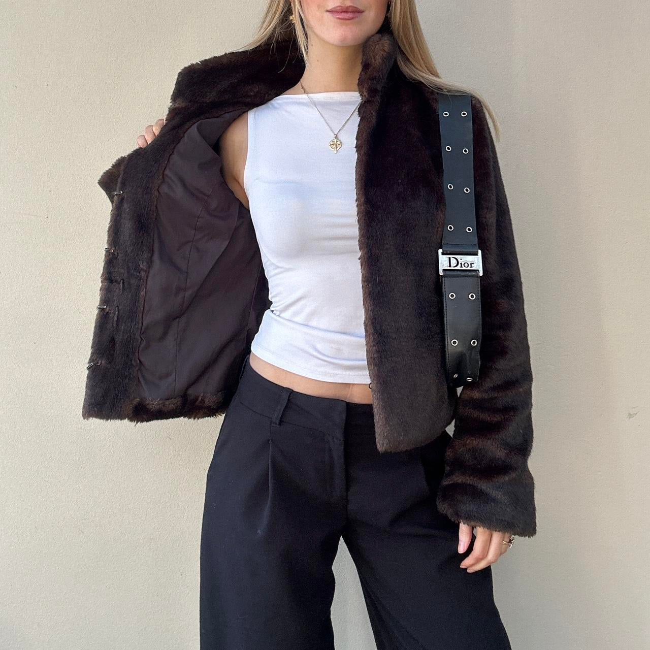 Vintage 00s chocolate brown faux fur coat