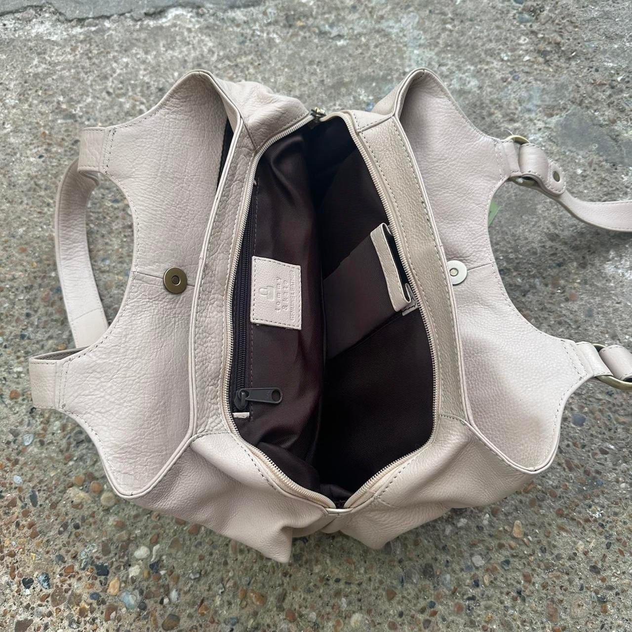 Cream leather shoulder bag