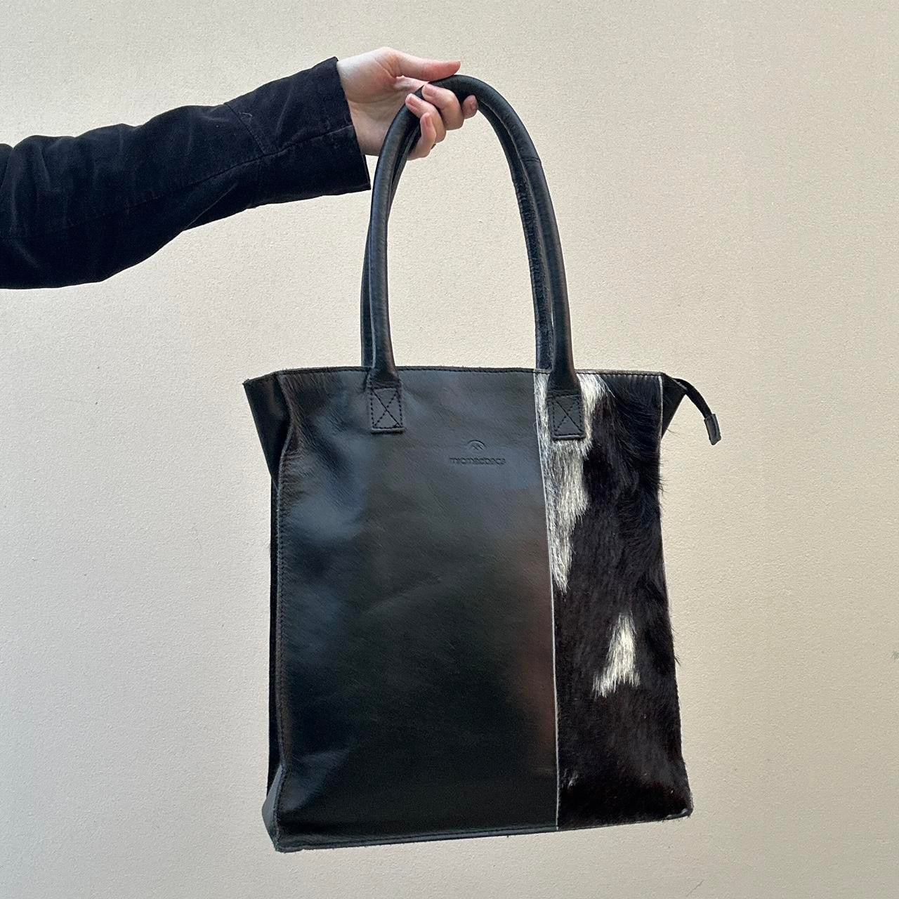Vintage 90s black cow hide bag