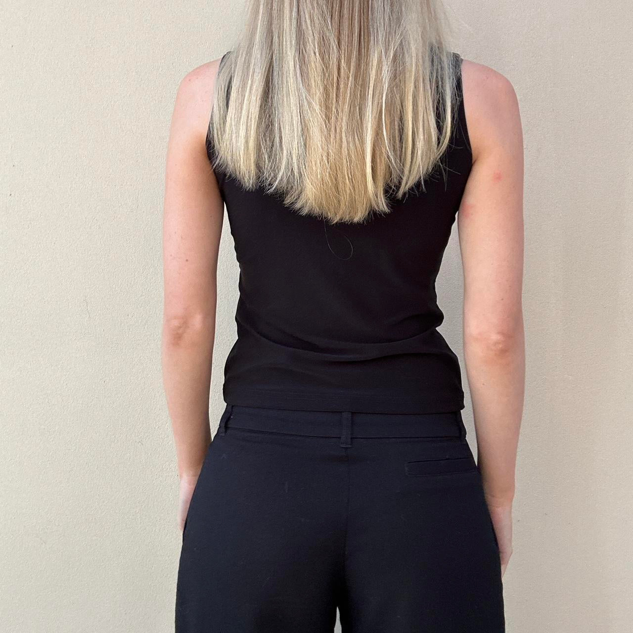 Vintage 00s black top with silver chain