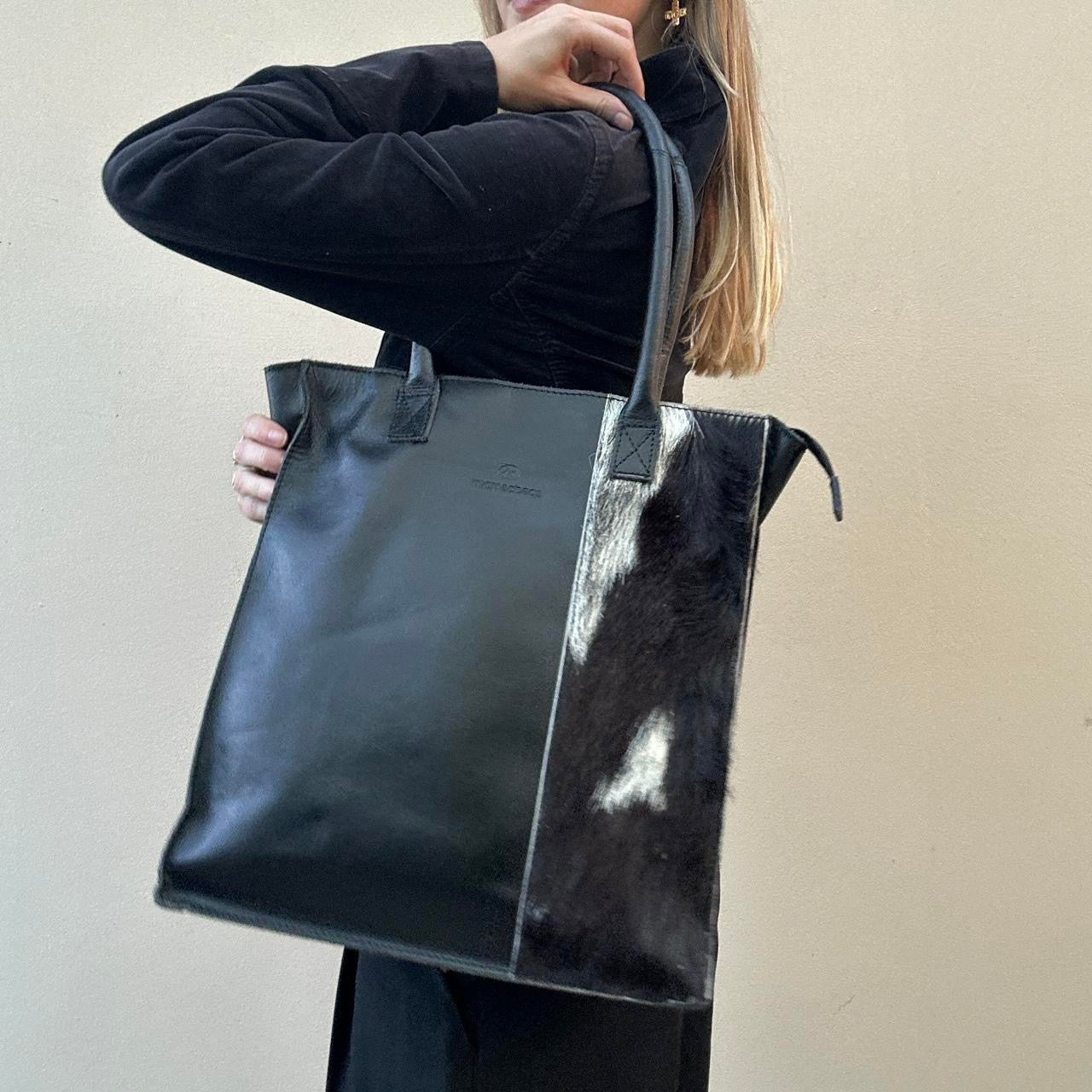 Vintage 90s black cow hide bag