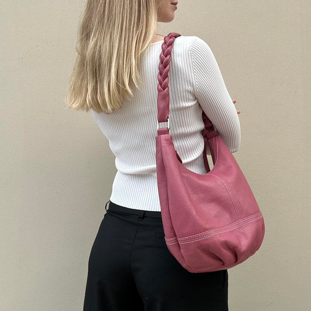 Vintage 00s pink leather bag
