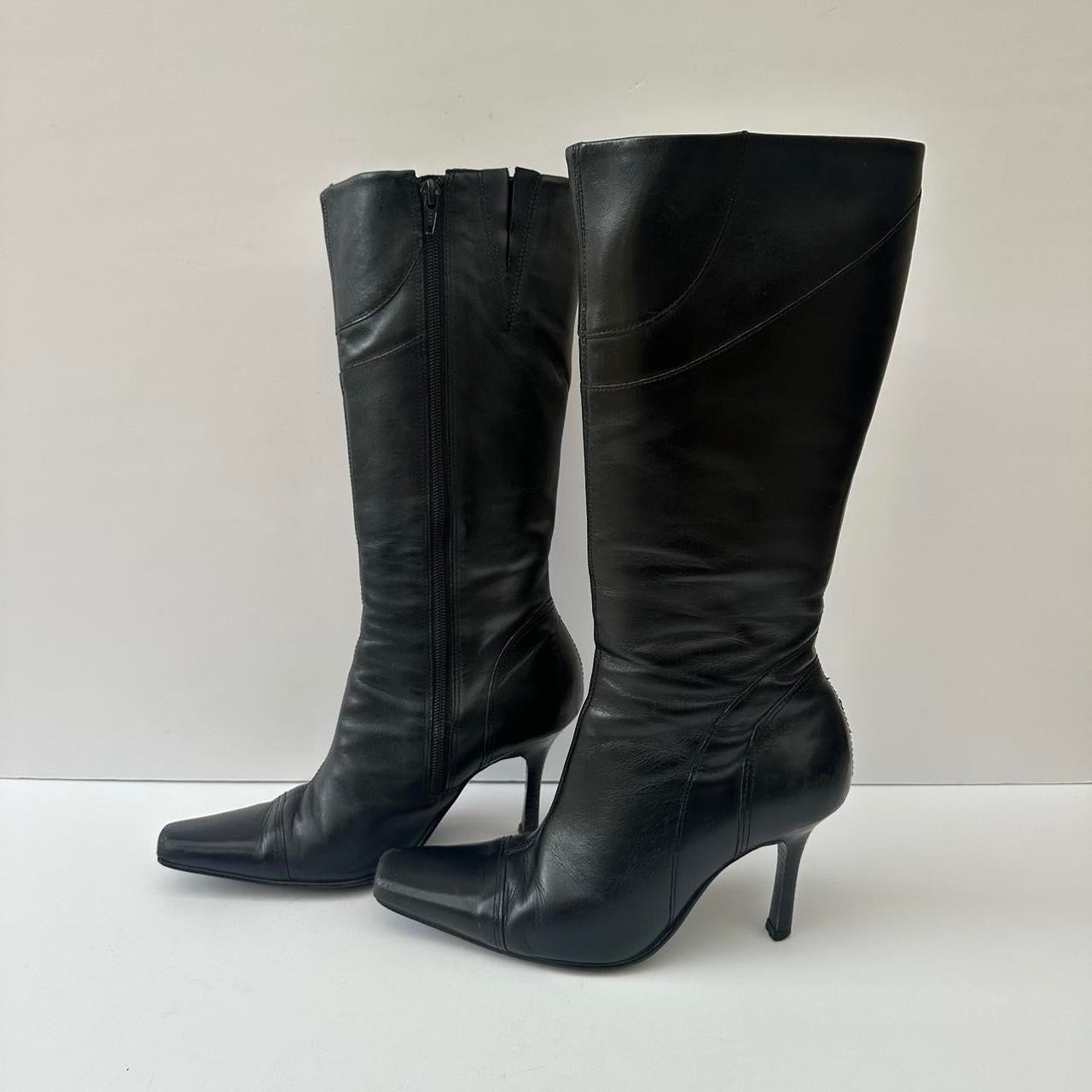 Vintage 00s leather boots