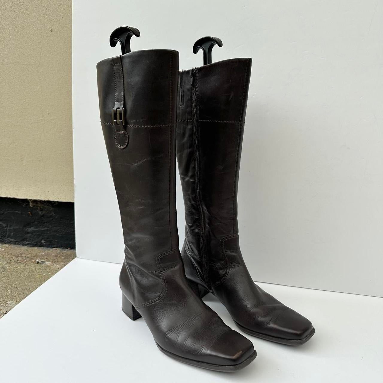Vintage 90s brown leather boots