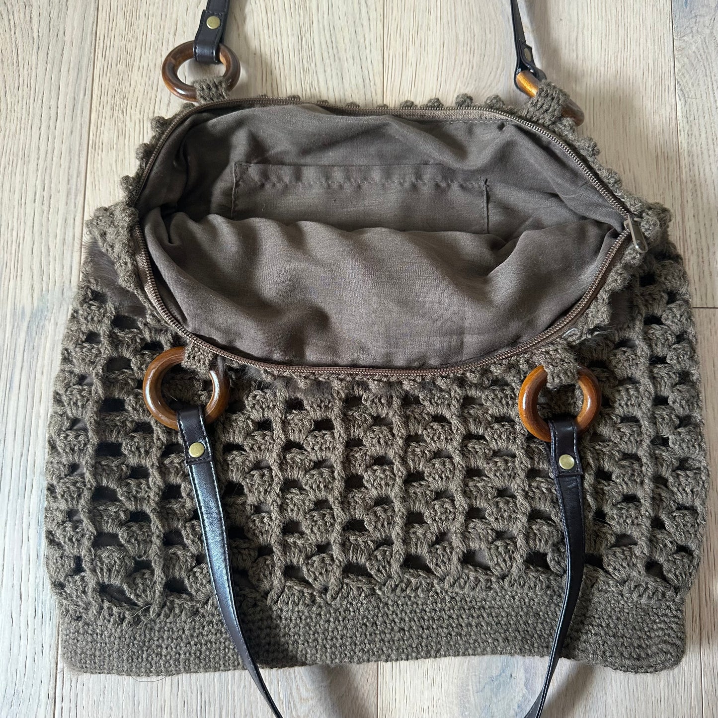 Vintage crochet & fur bag