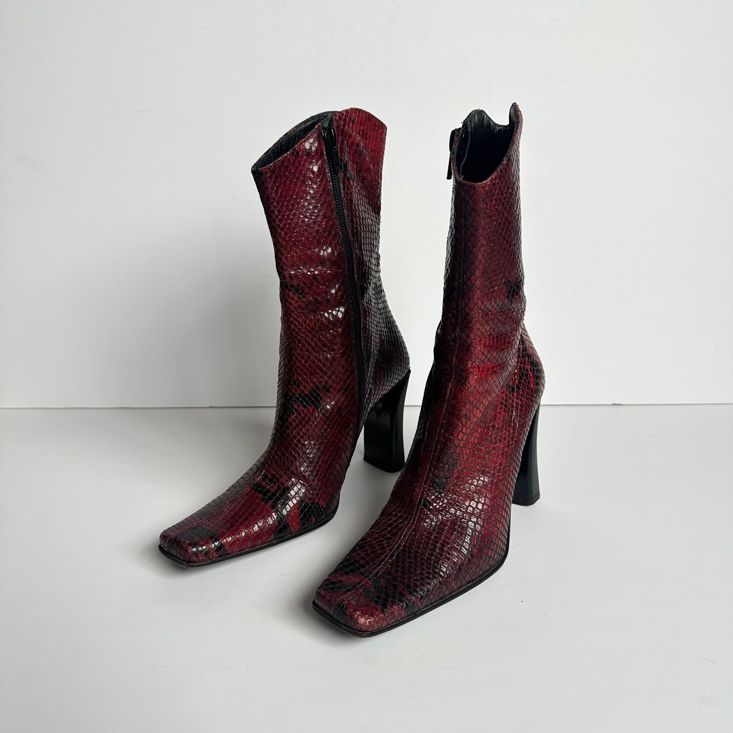 Vintage 00s red snake boots