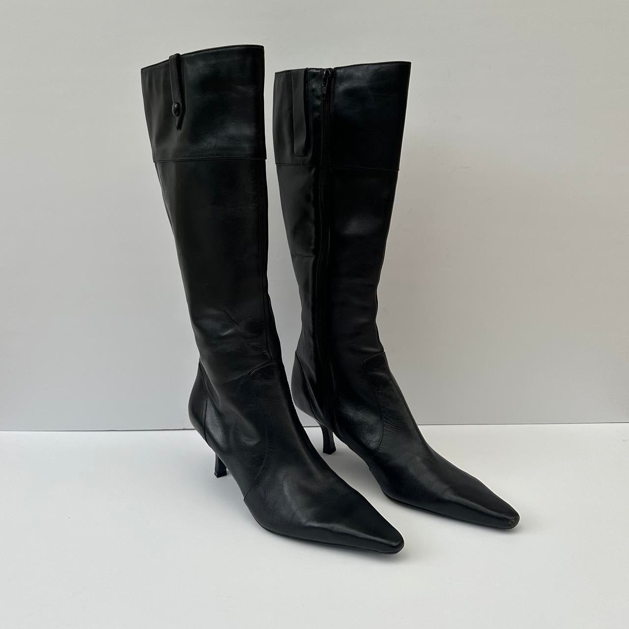 Vintage 00s black leather boots