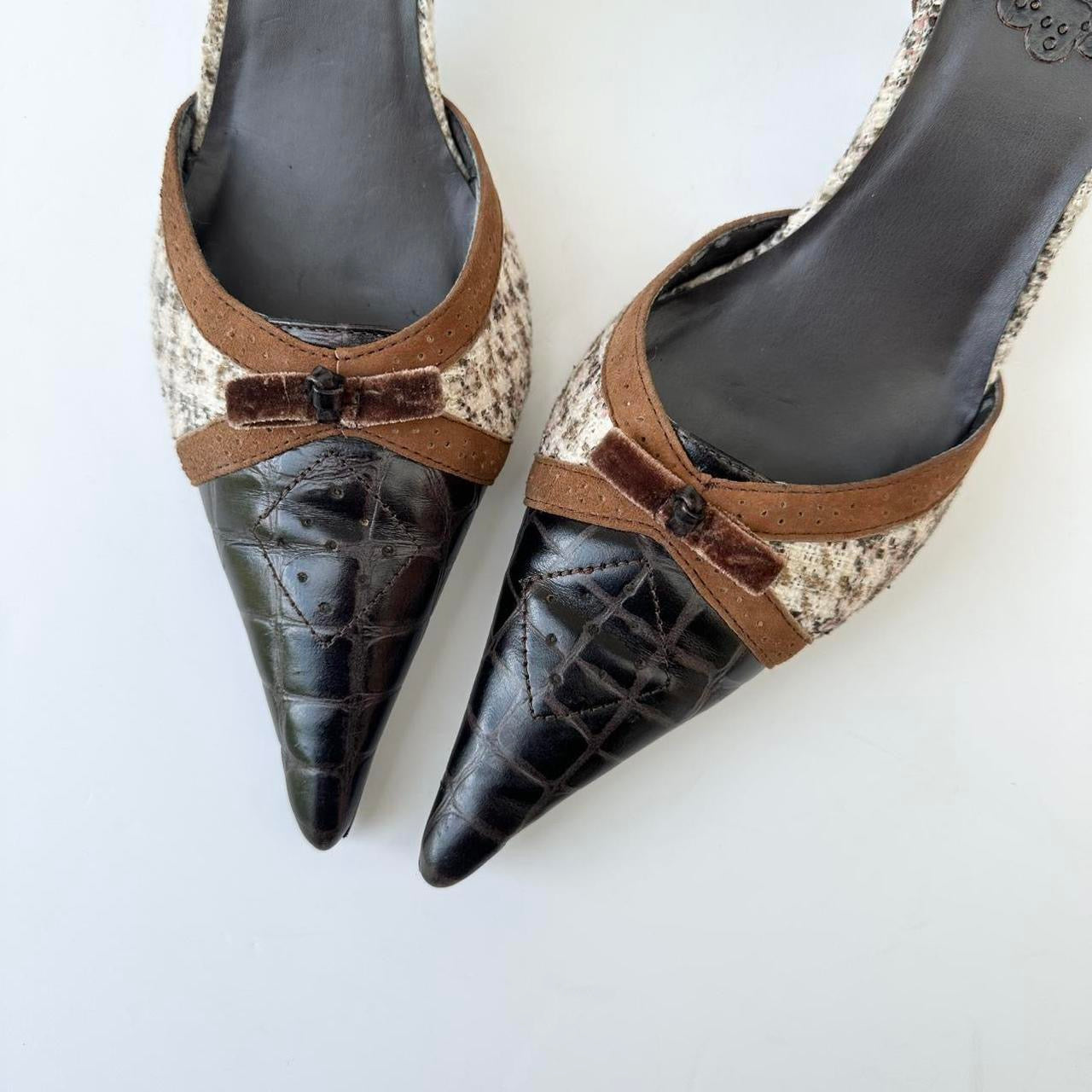 Vintage 00s pointed kitten heels