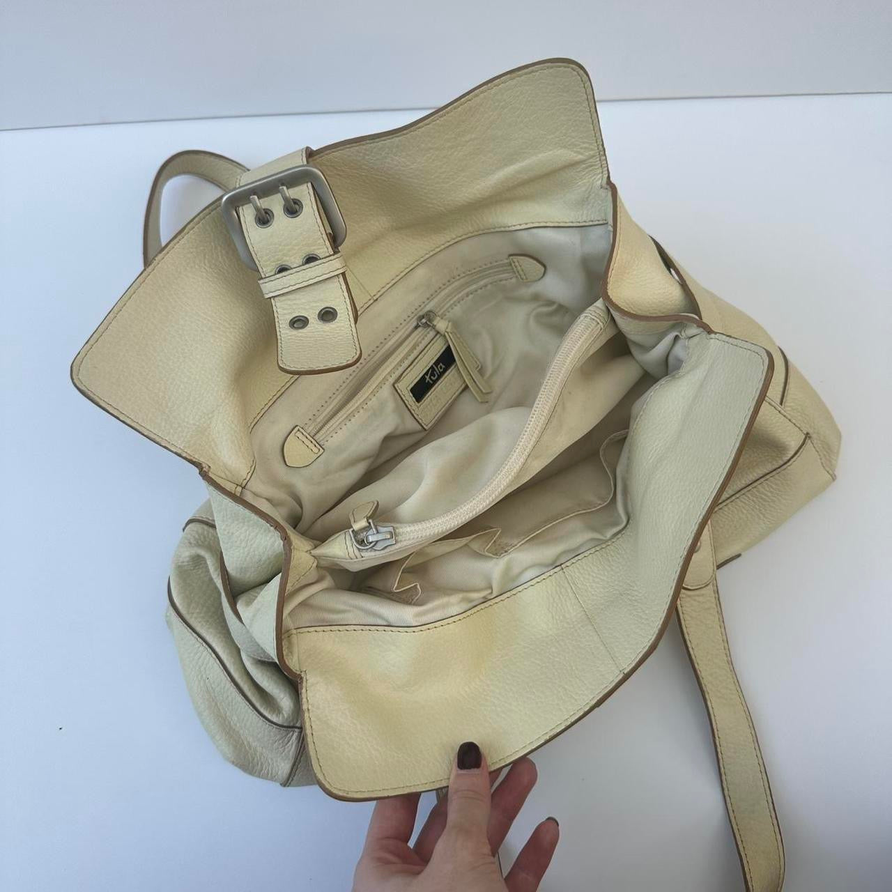 Vintage 00s pale yellow leather bag