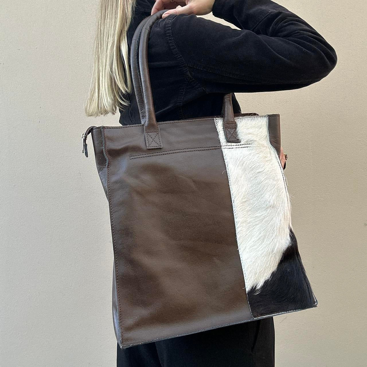Vintage 90s brown cow hide bag