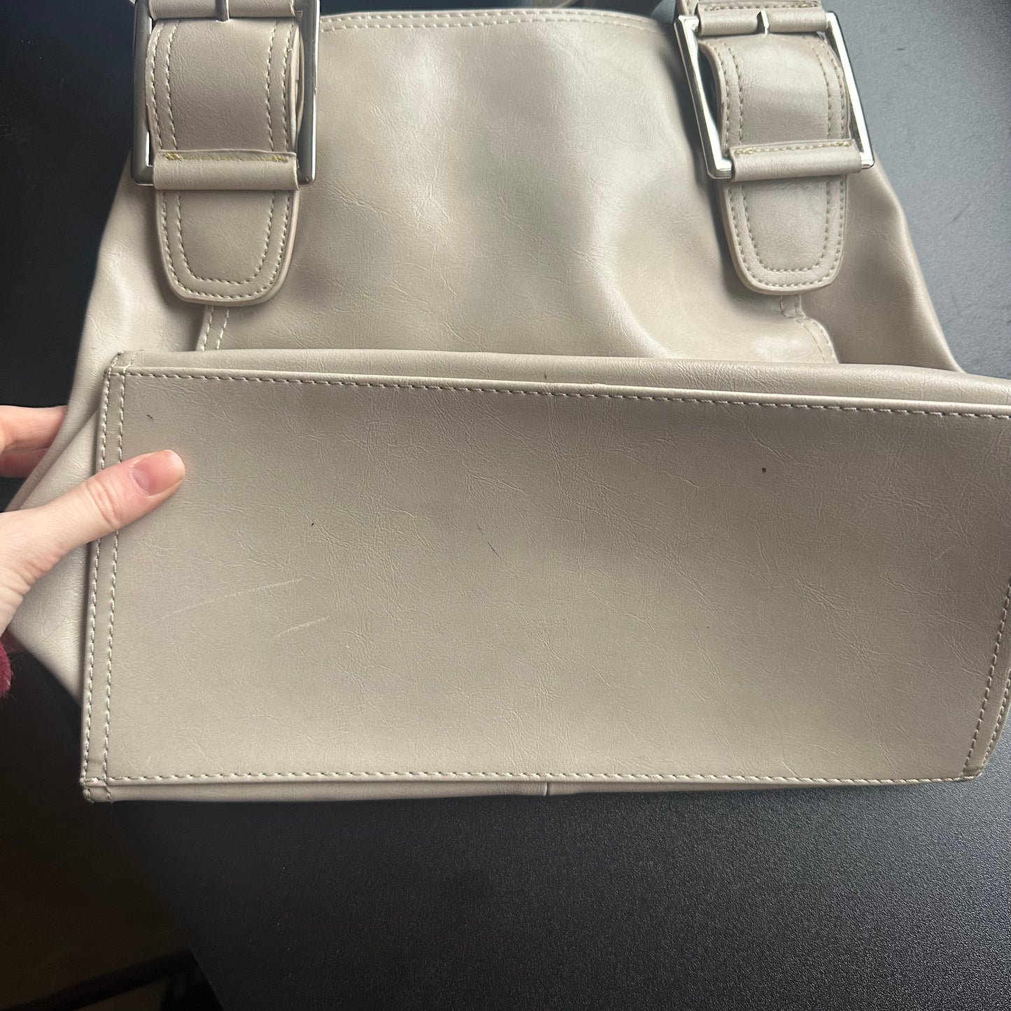 Vintage 00s cream leather buckle bag