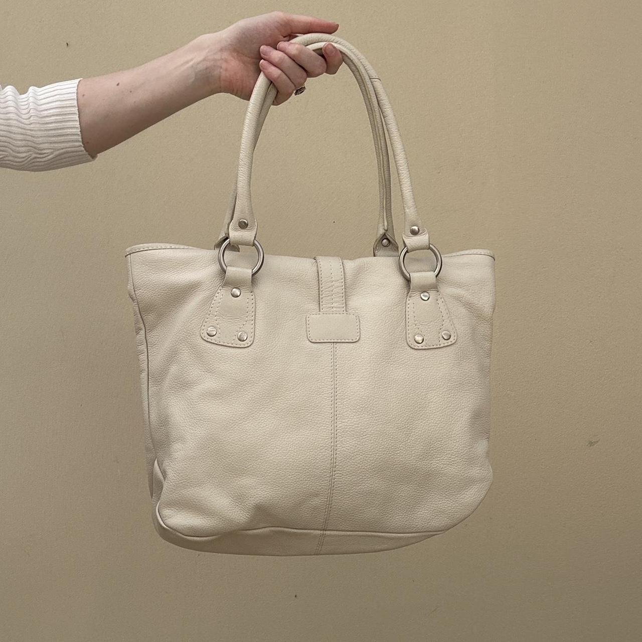 Cream leather tote bag with silver hardware