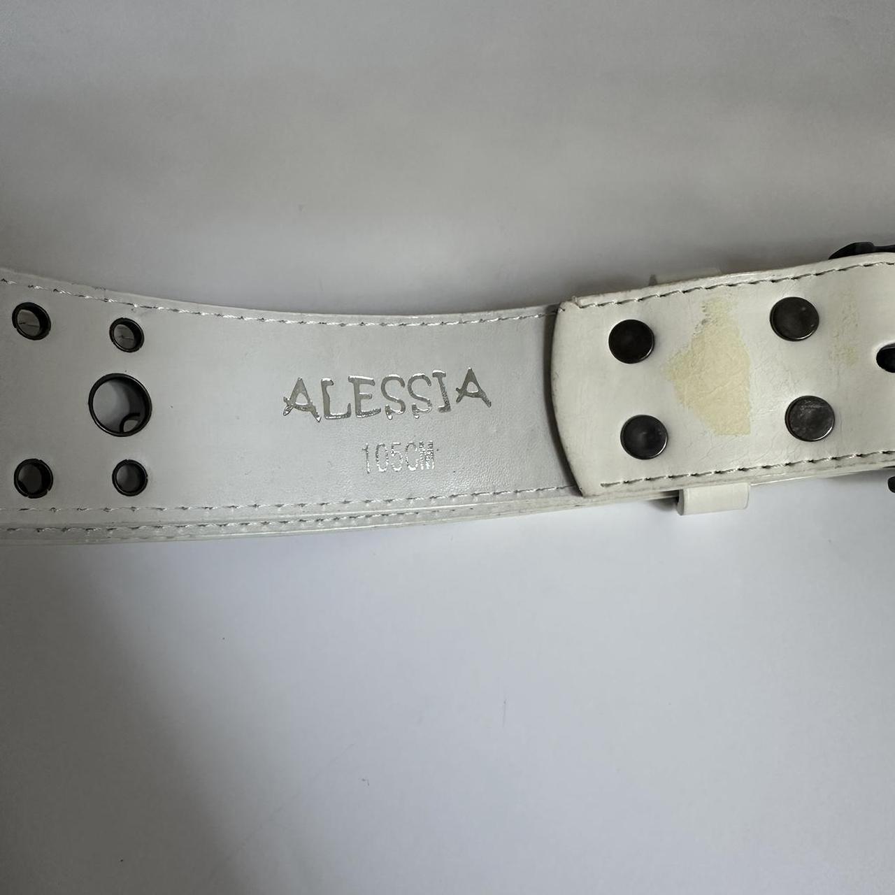 Vintage 00s white grommet belt