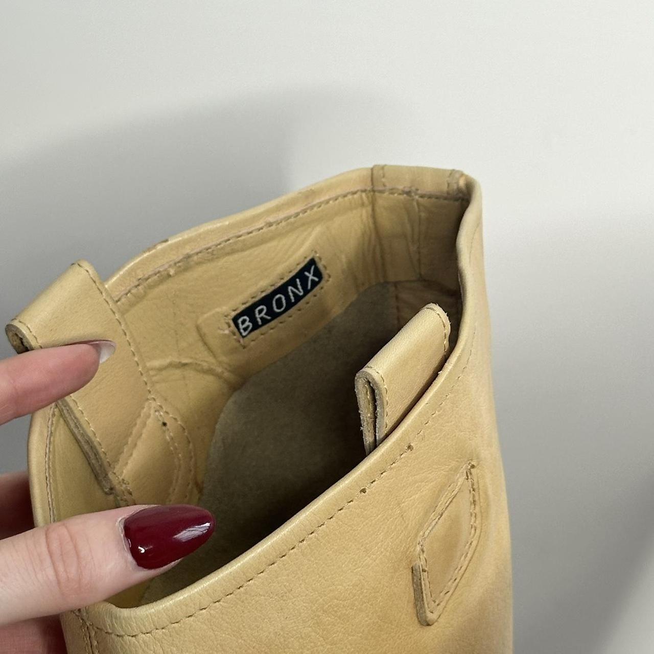 Vintage tan boots