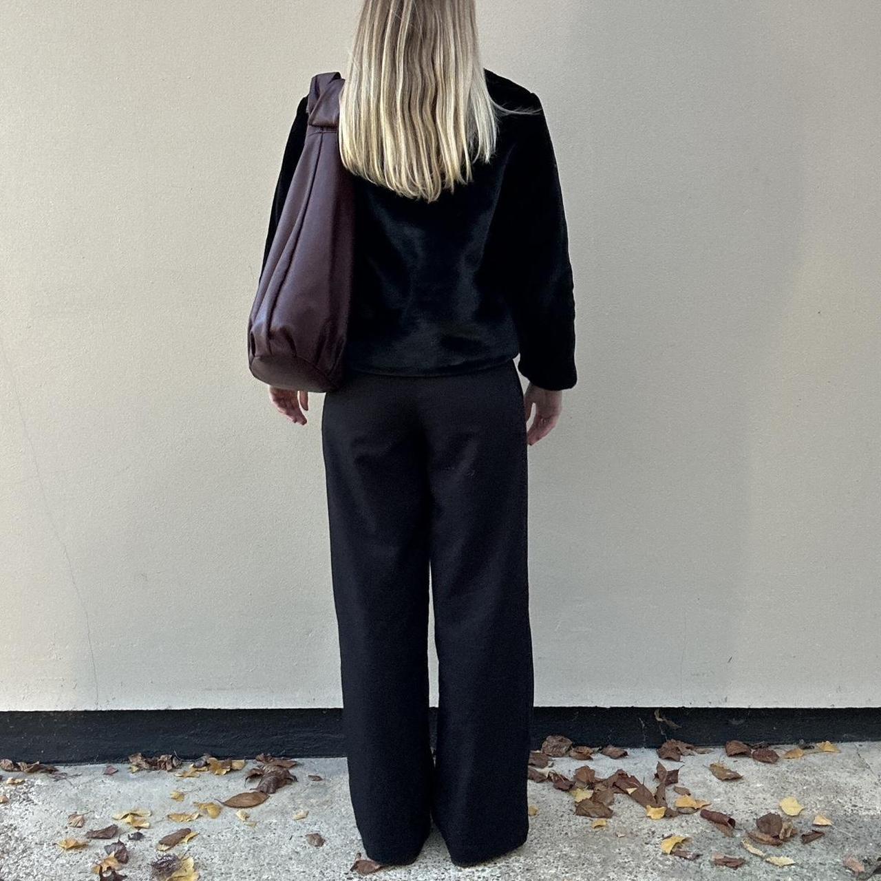 Vintage 00s GAP black faux fur zip jacket