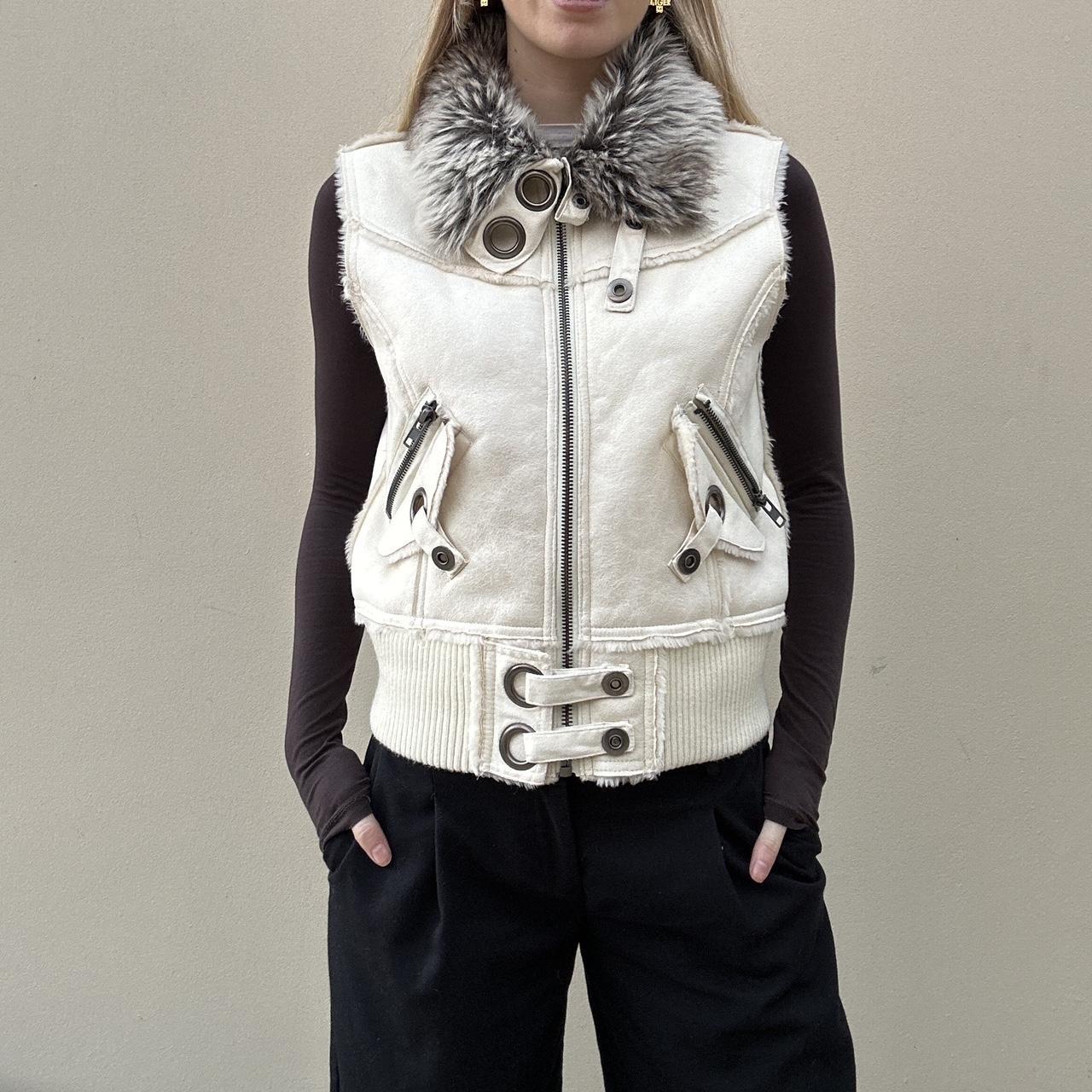 Vintage 00s gilet