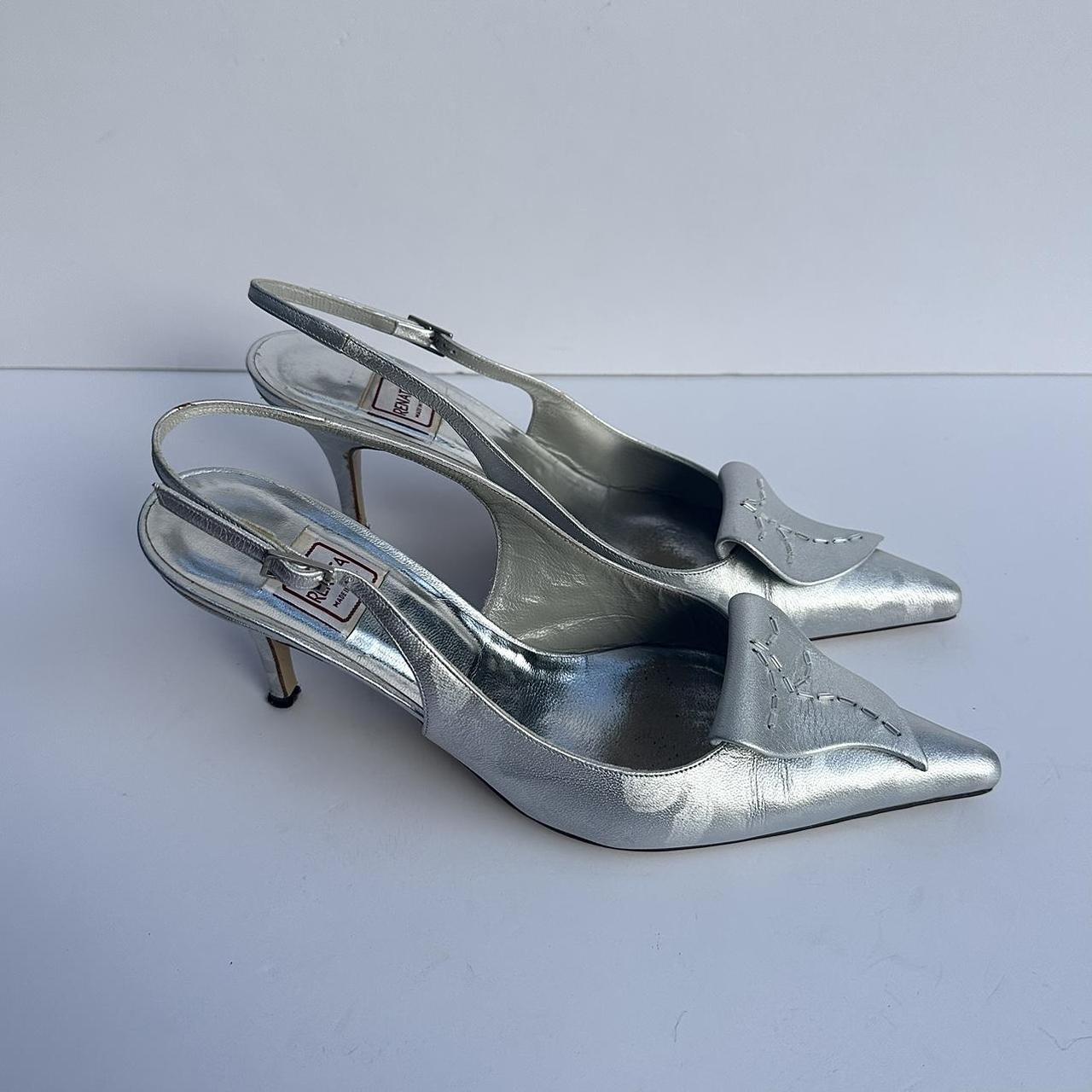 Vintage 00s silver heels