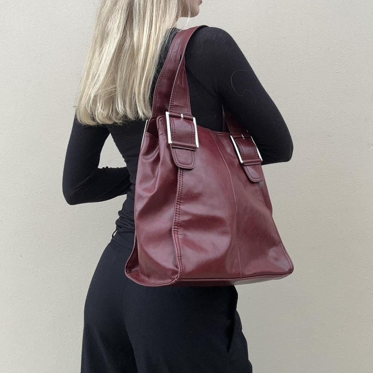 Vintage 00s burgundy bag