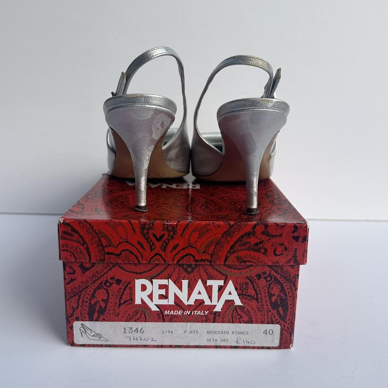 Vintage 00s silver heels