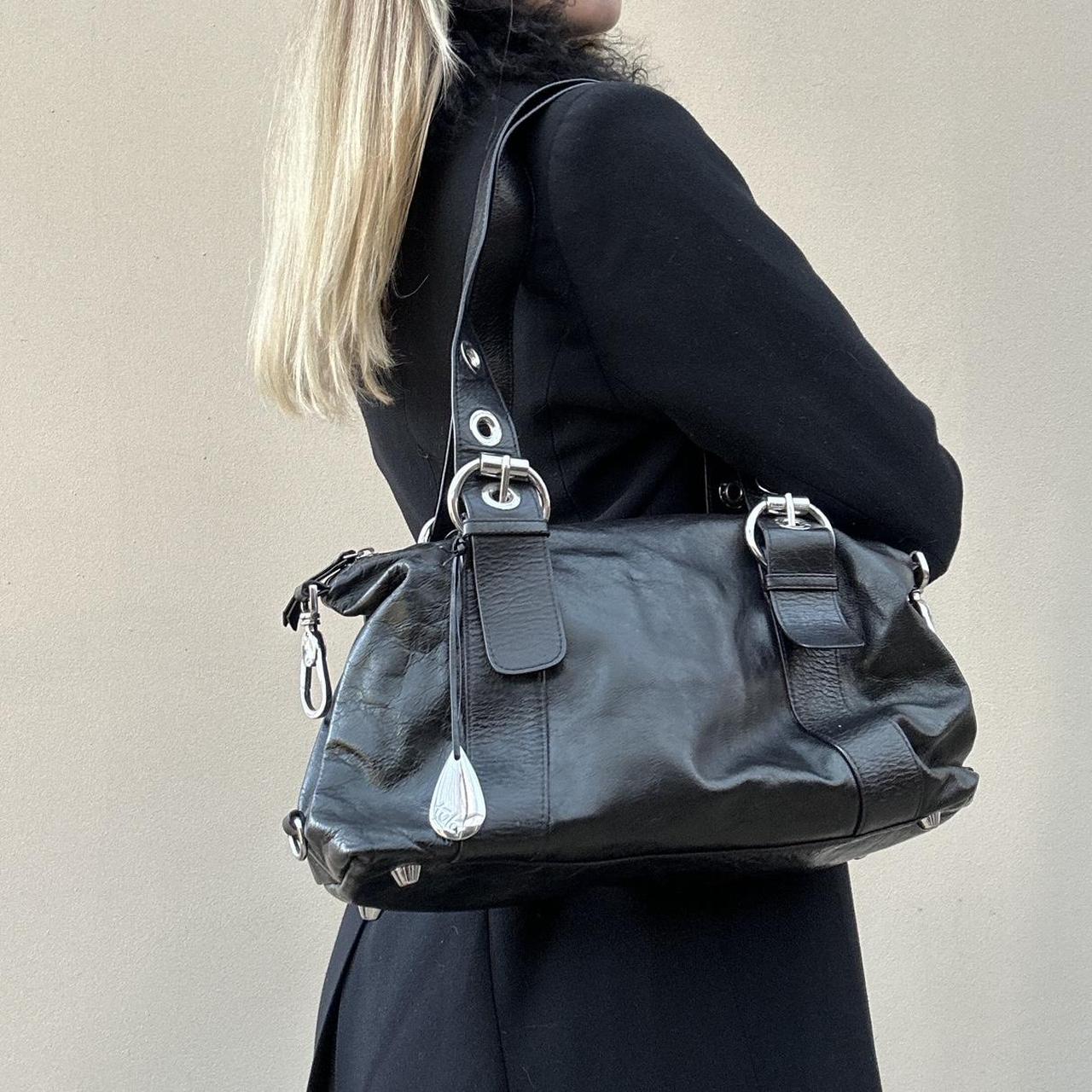 Vintage 00s leather handbag