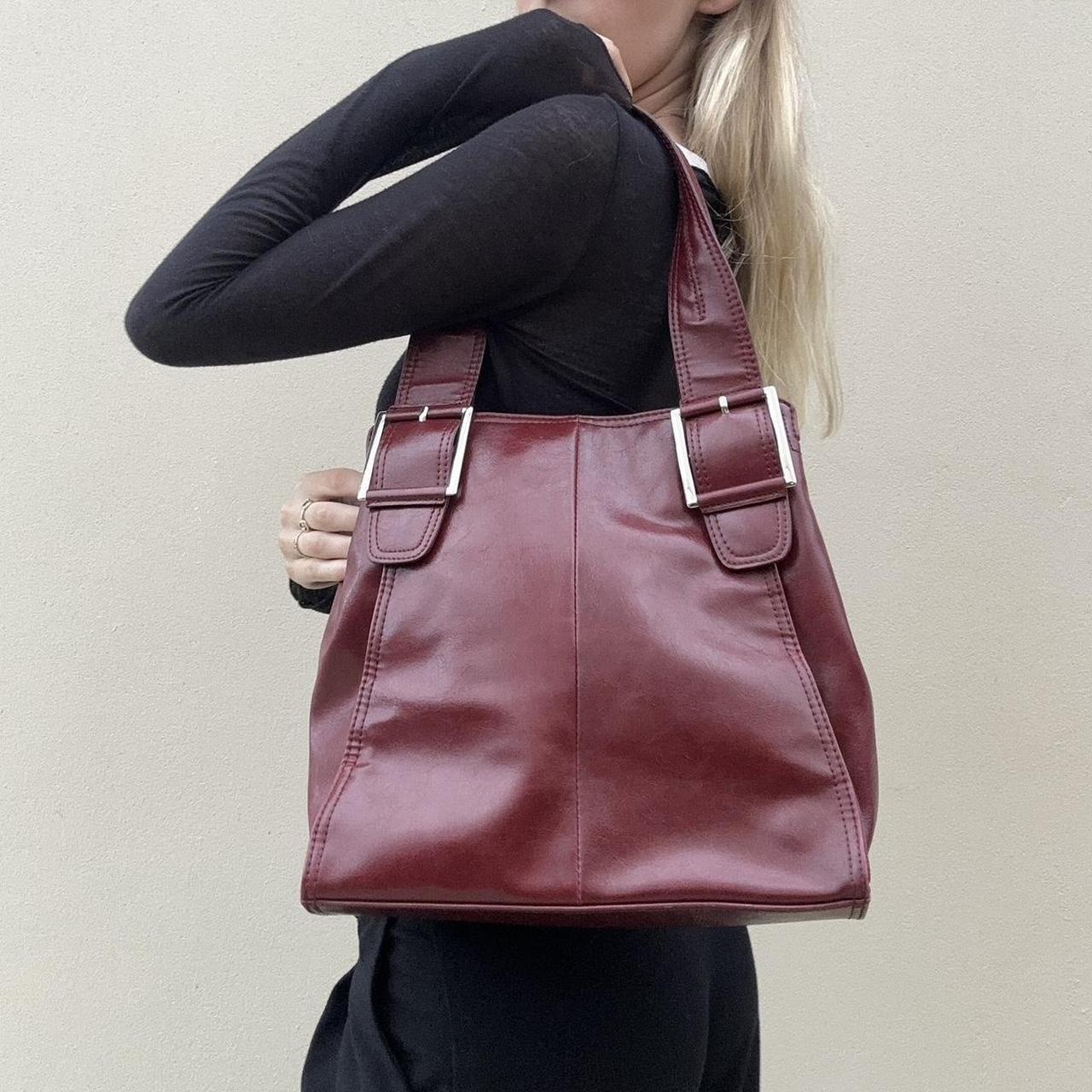 Vintage 00s burgundy bag