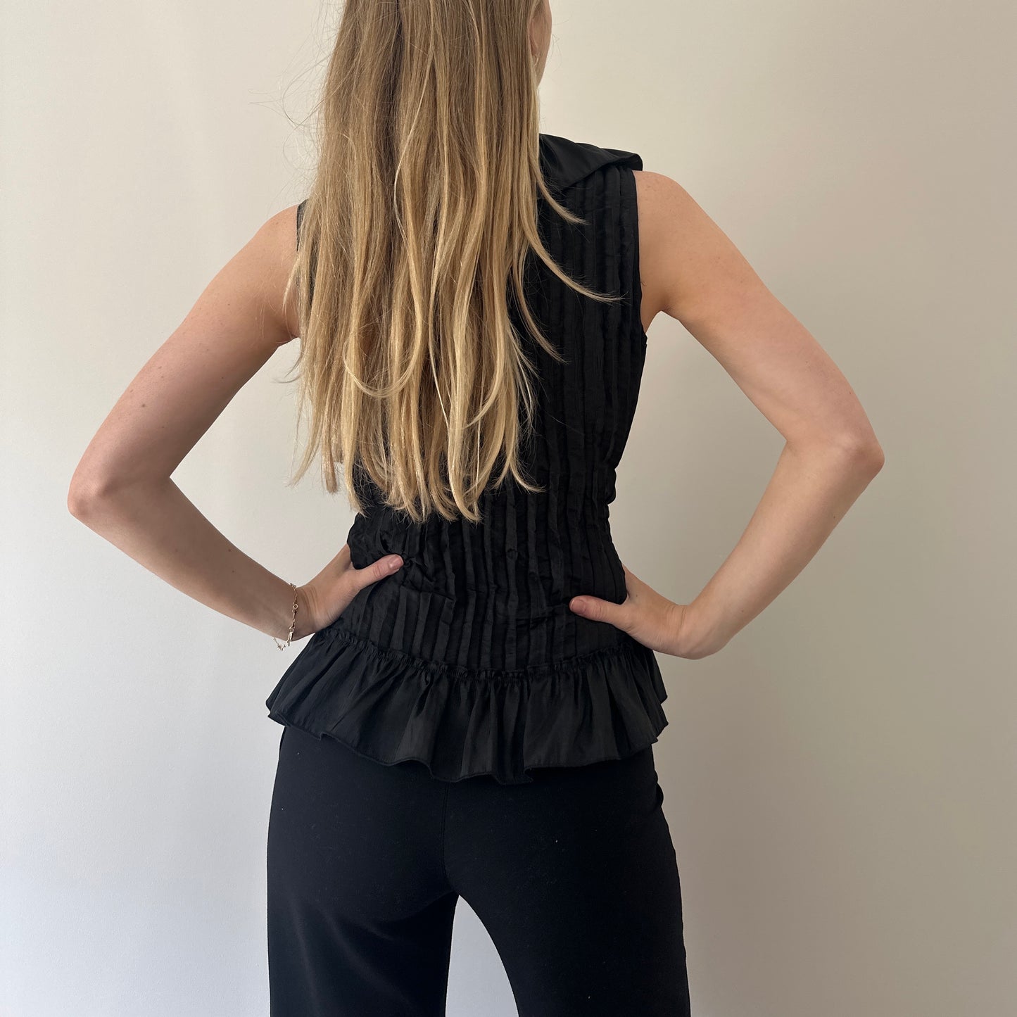 Vintage frill tie top