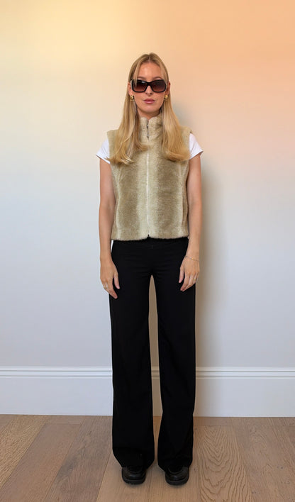 Vintage faux fur gilet