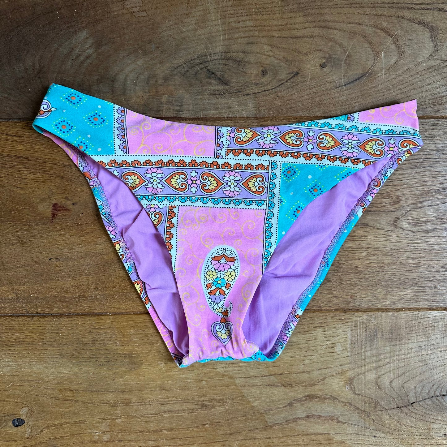 00s paisley bikini Small