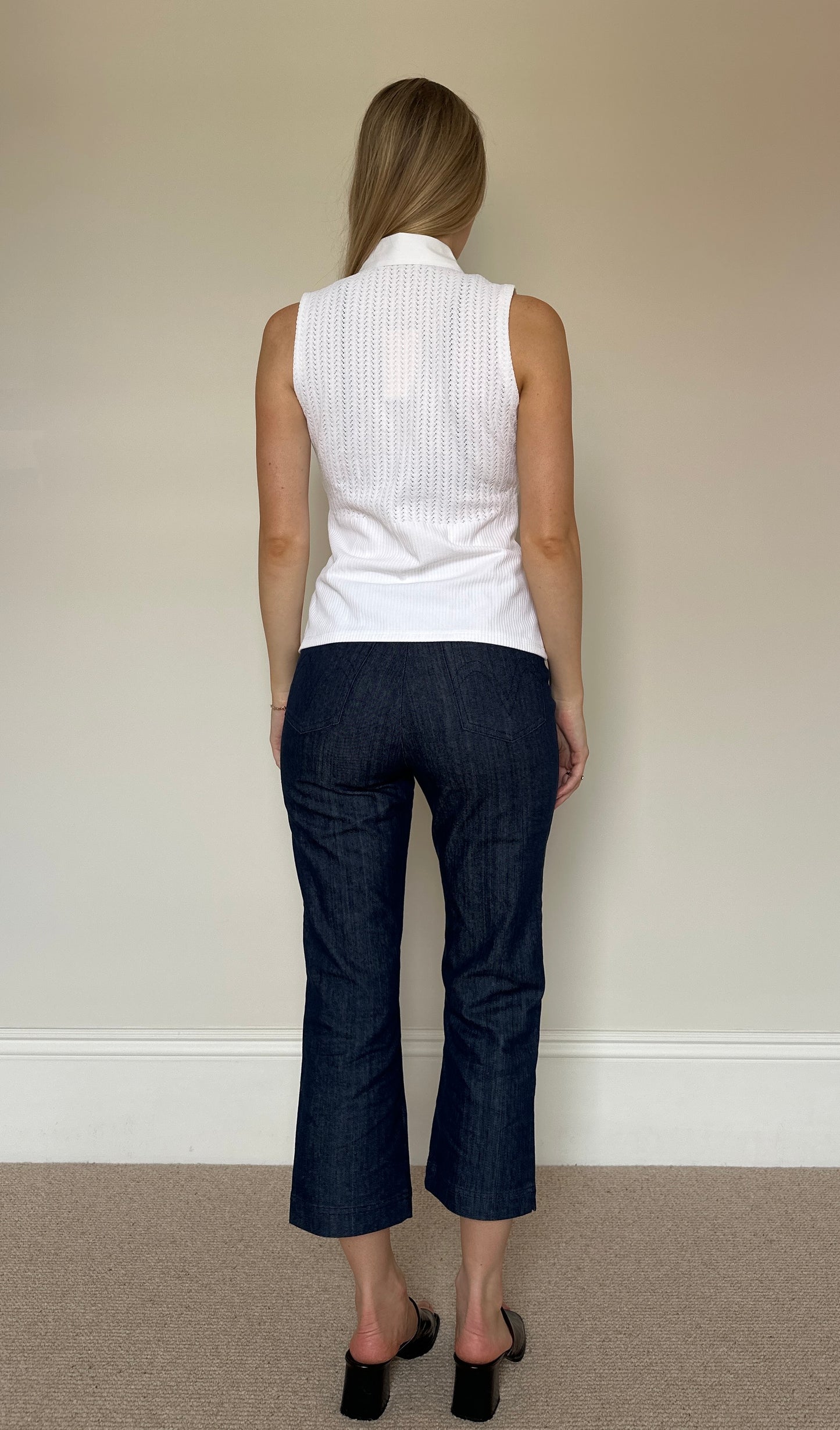 Vintage white zip top