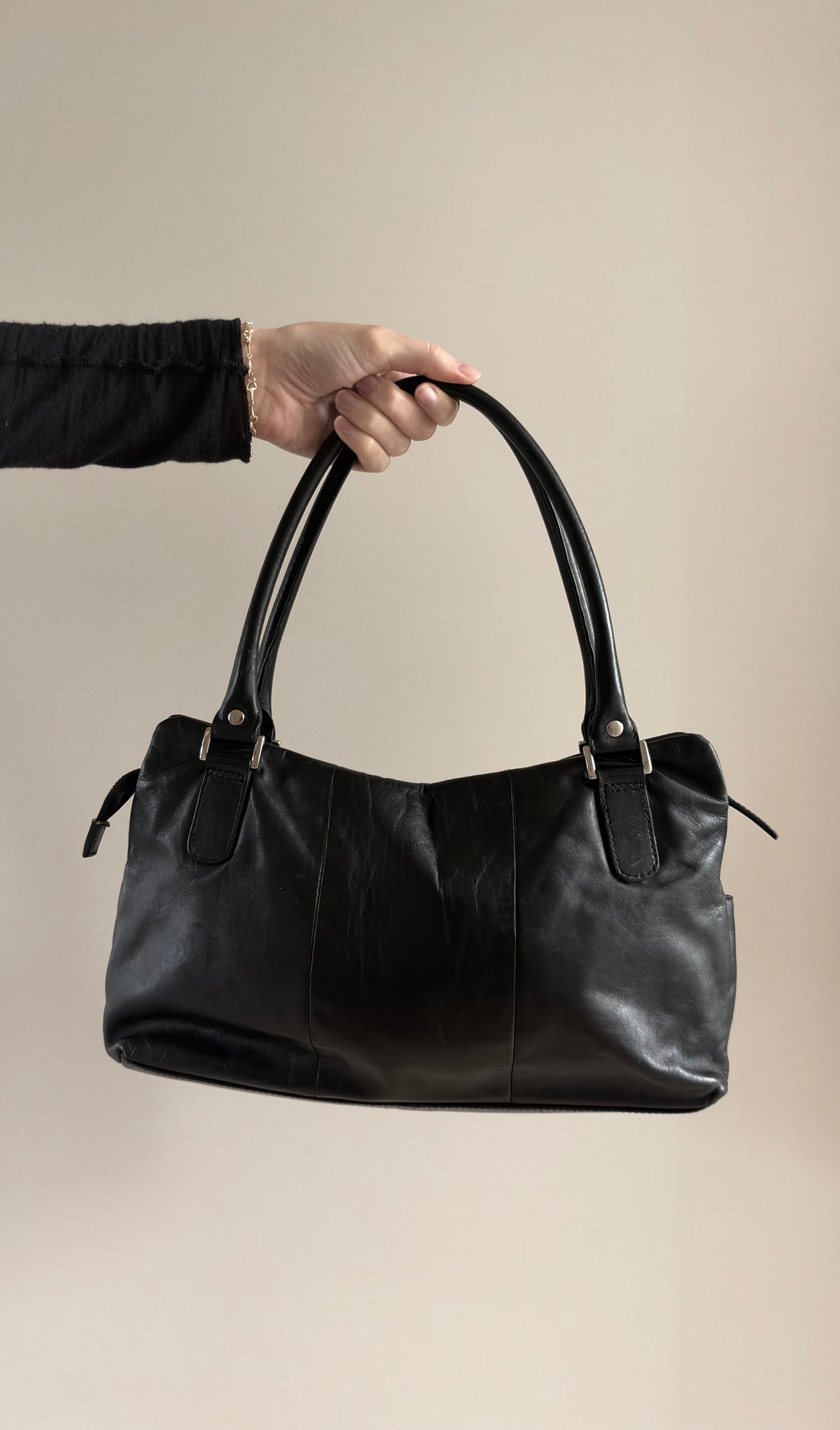 Vintage leather bag