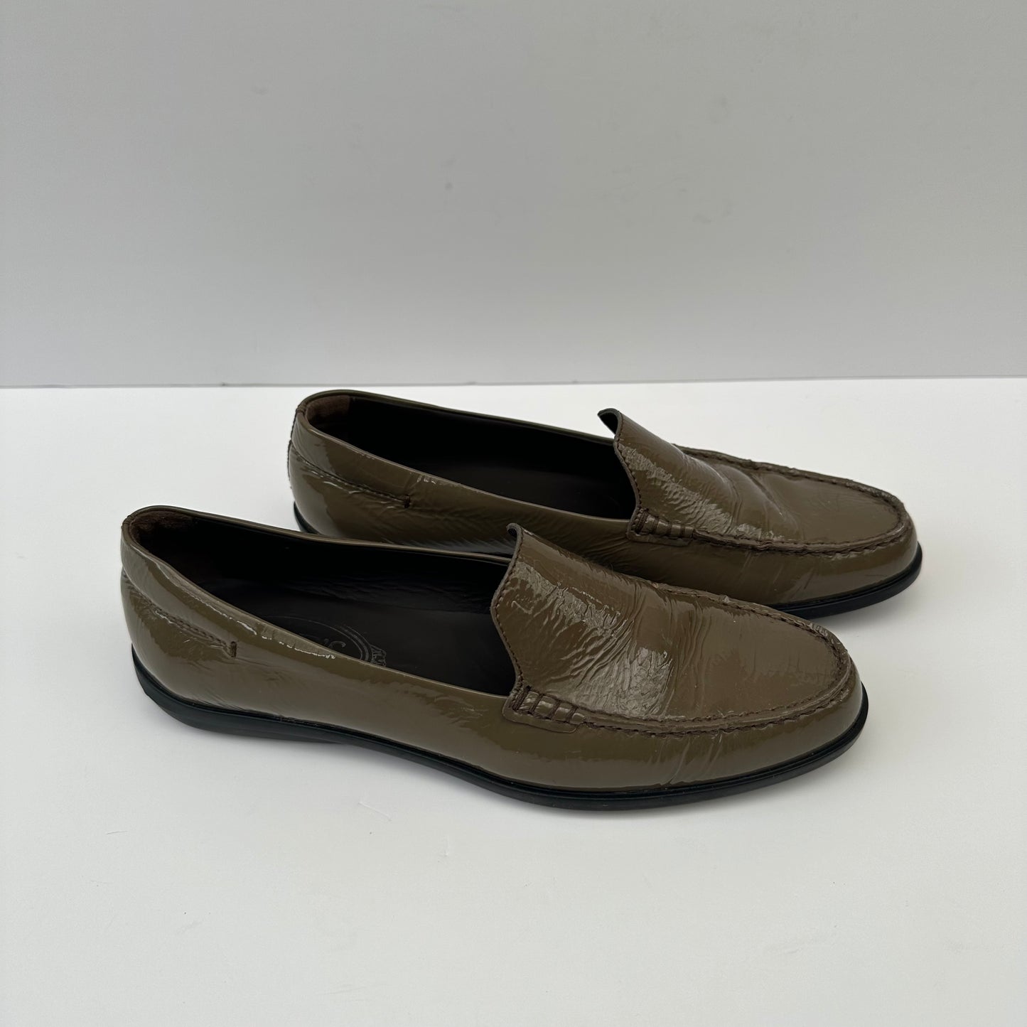 Olive Tods Loafers