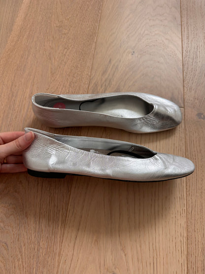 SALE silver leather ballet flats