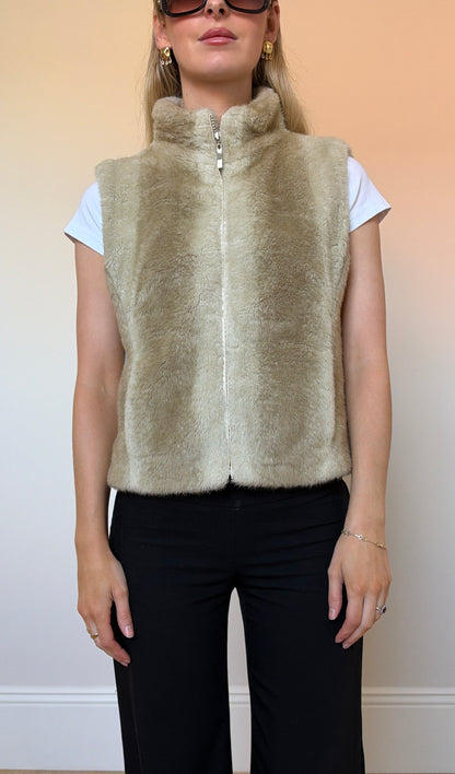 Vintage faux fur gilet