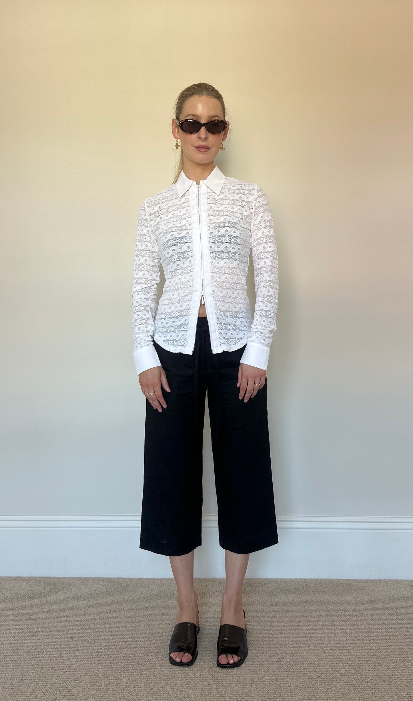 Vintage zip white blouse