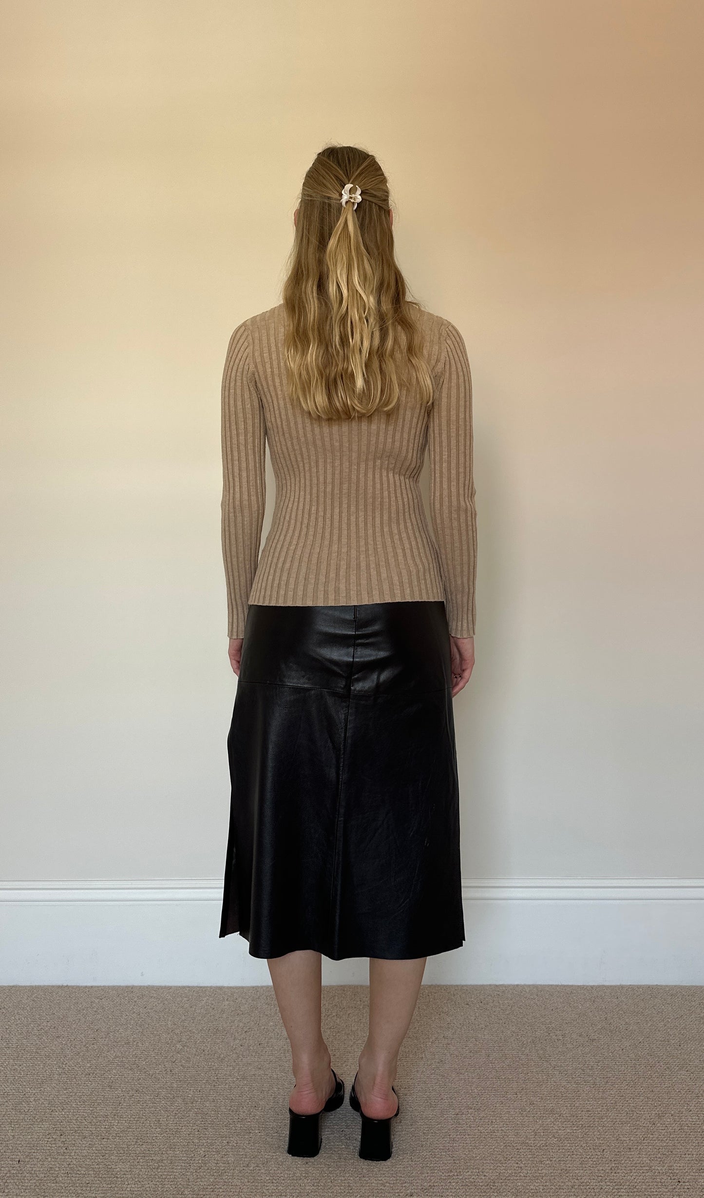 vintage knit mother of pearl top