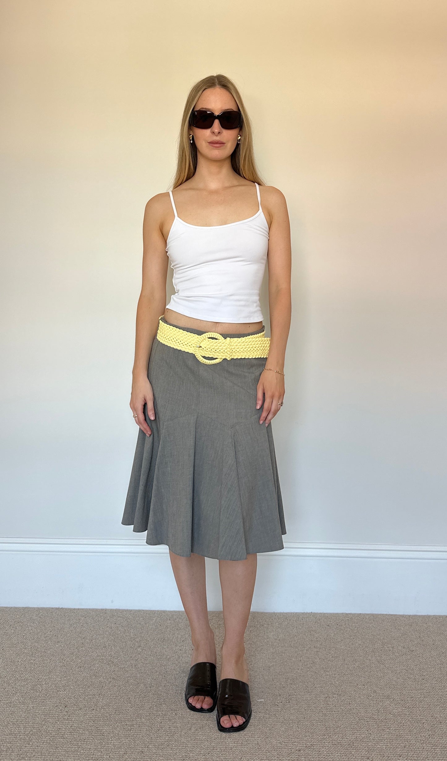 Vintage grey skirt & butter yellow belt