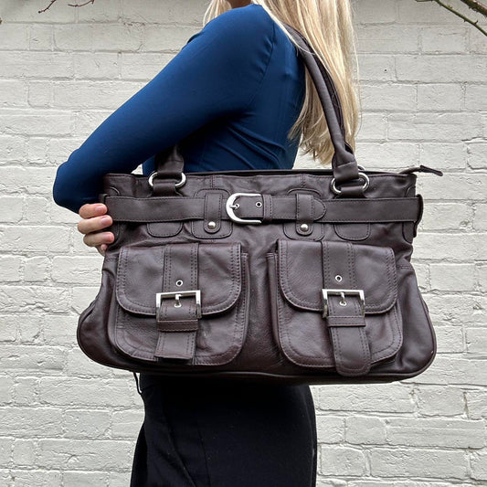 Vintage brown buckle handbag