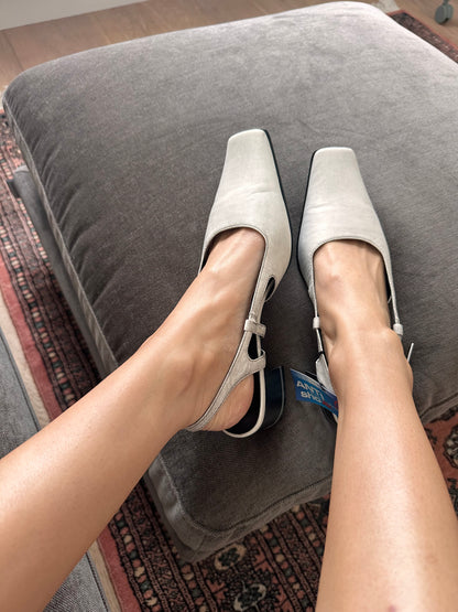 Vintage white low heels