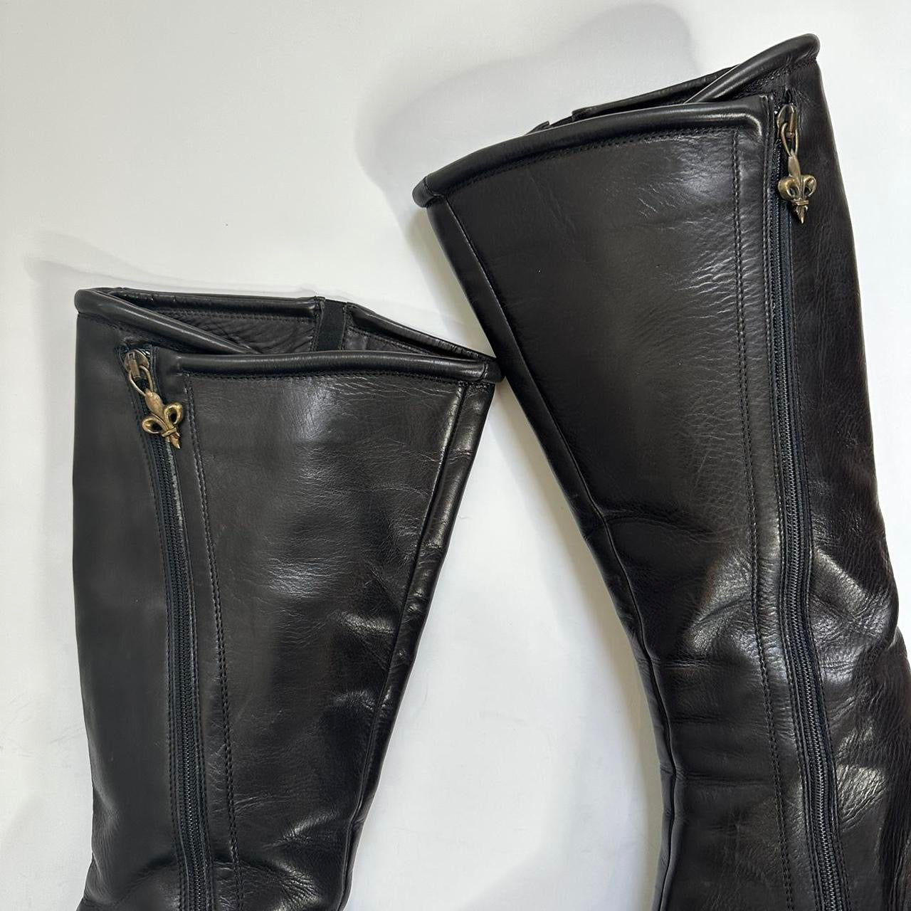 Vintage black pointed heeled boots