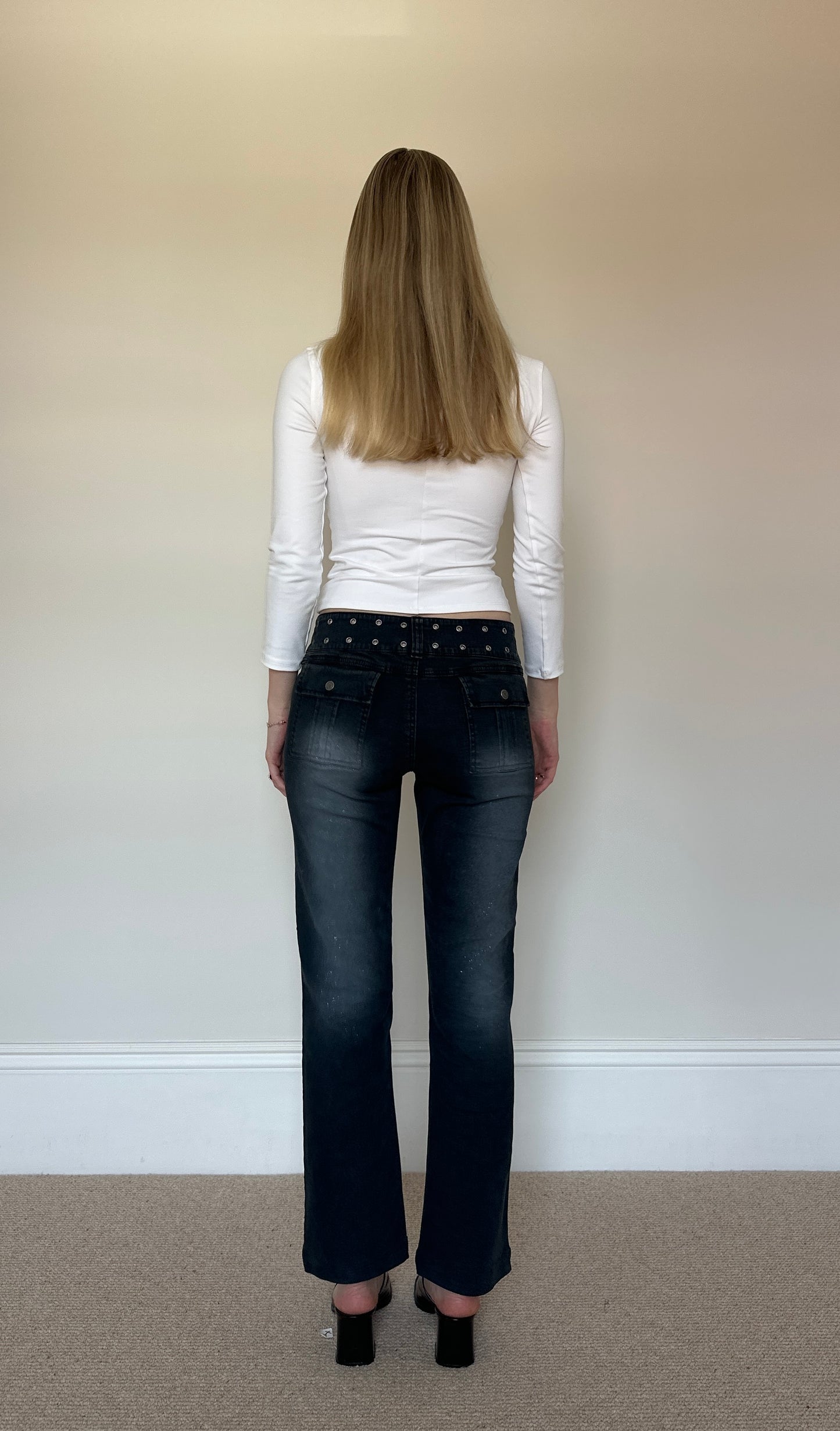 Vintage grommet belt cropped jeans