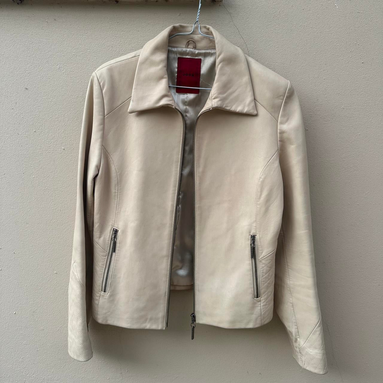 Vintage 00s cream jacket