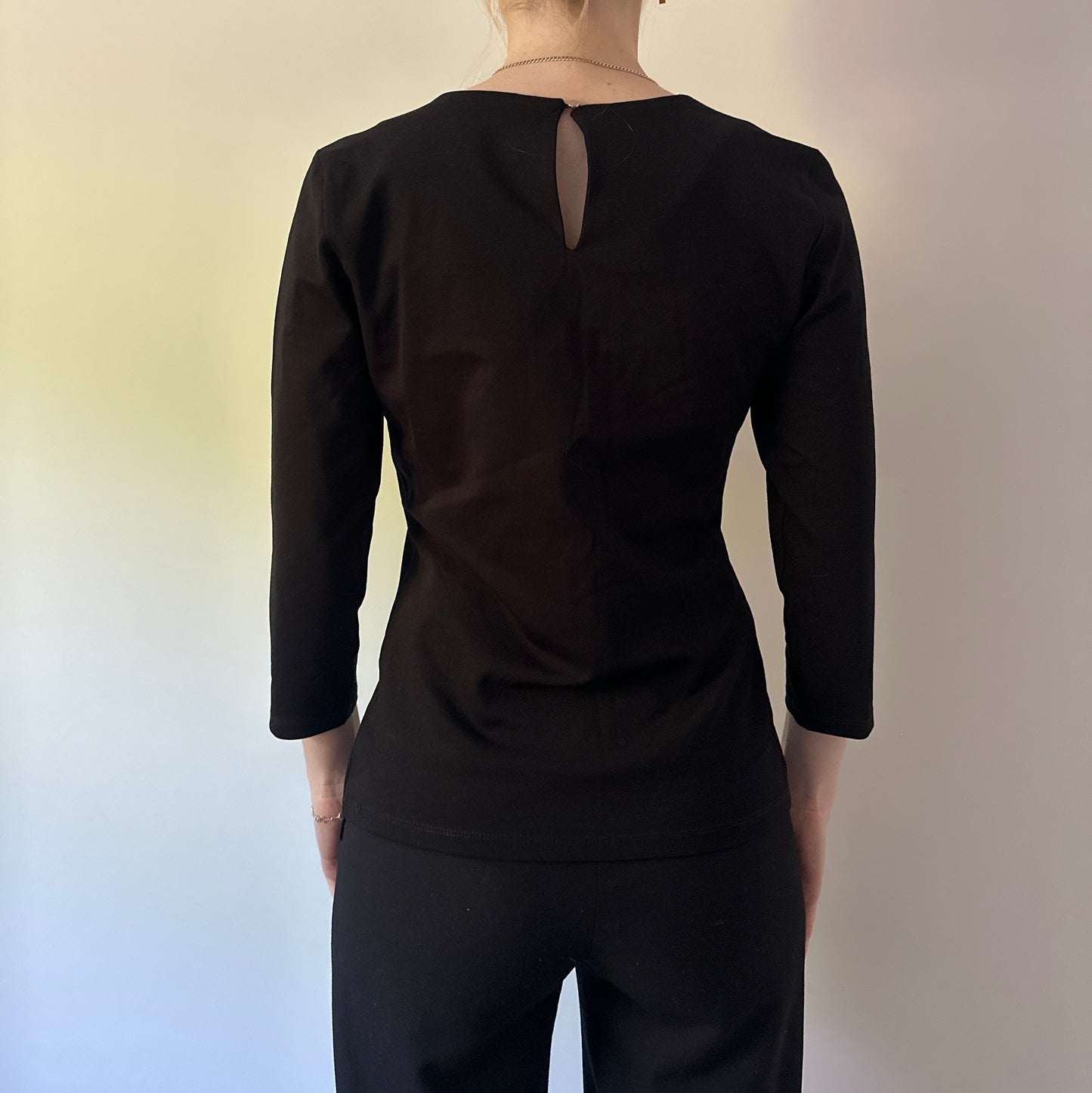 Vintage black 3/4 sleeve top