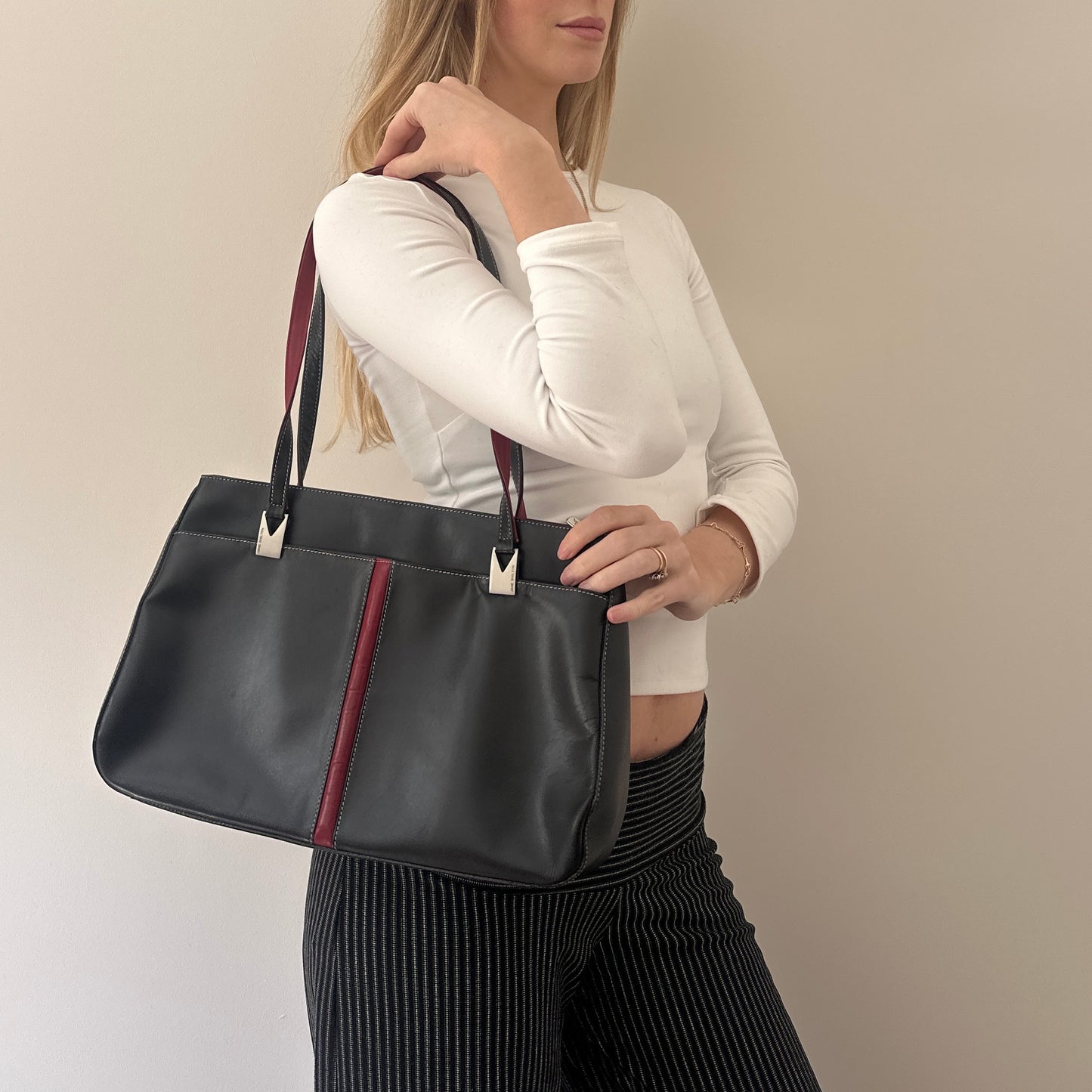 Vintage black & red handbag