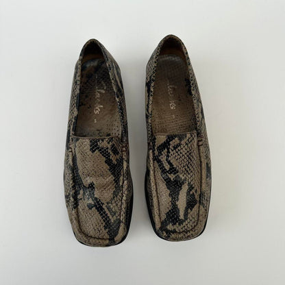 Snake print loafers