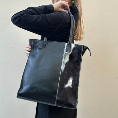 Vintage 90s black cow hide bag