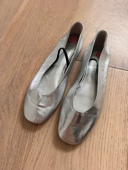 SALE silver leather ballet flats
